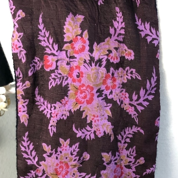 Gorgeous Floral Reversible Silk Scarf - Picture 2 of 8